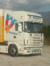 TRATTORE3_FIANCO.jpg (42334 byte)